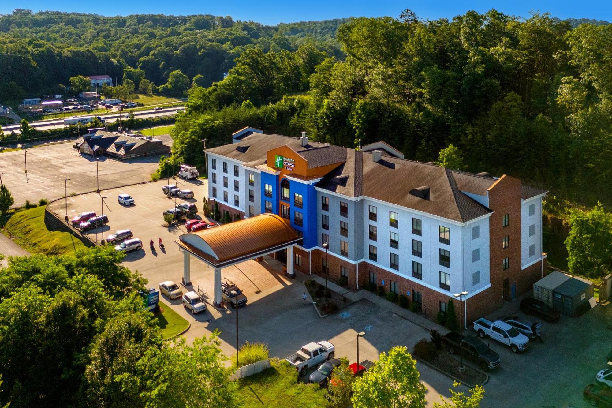 Holiday Inn Express & Suites Cross Lanes By Ihg Exteriér fotografie