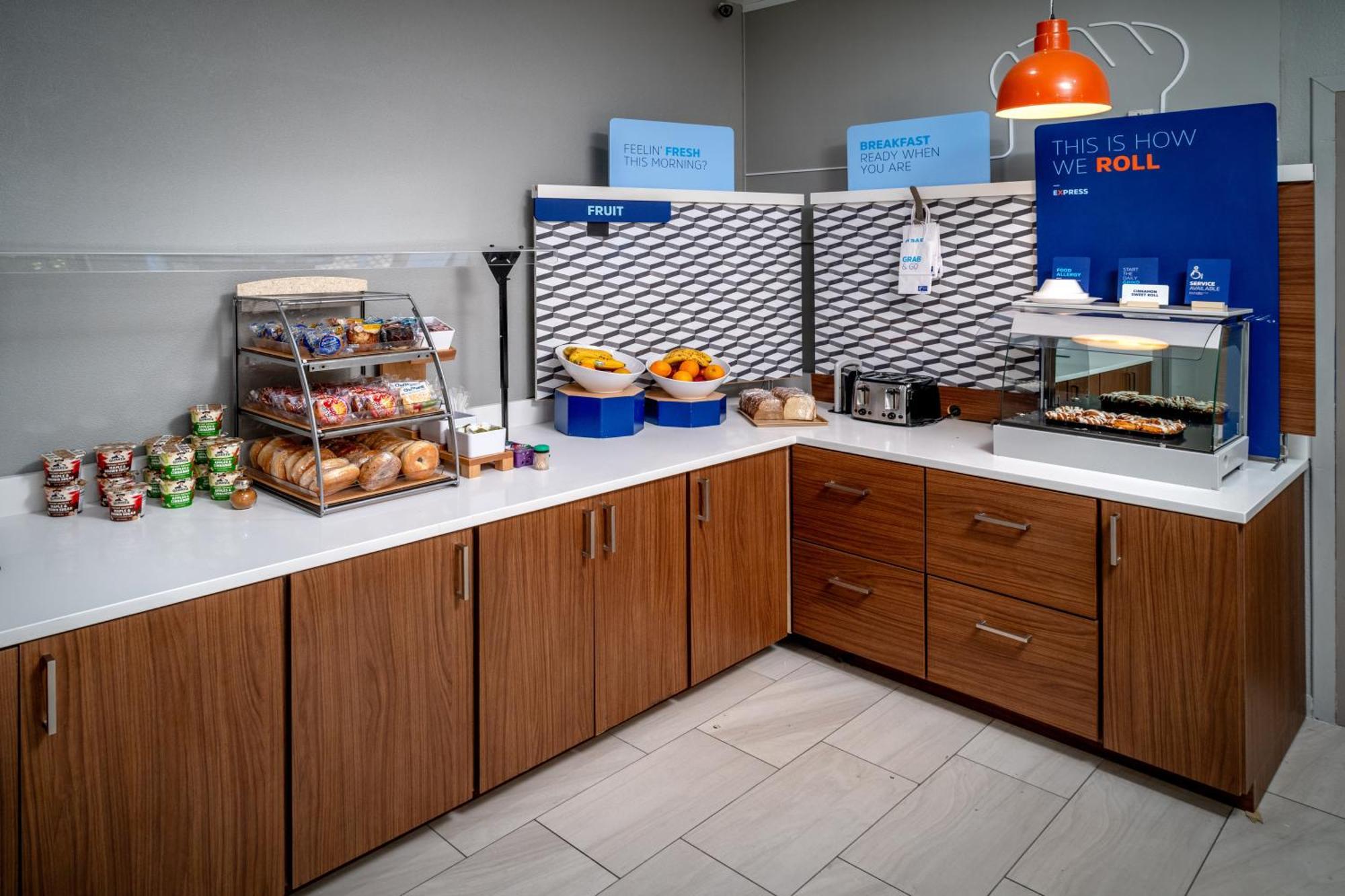 Holiday Inn Express & Suites Cross Lanes By Ihg Exteriér fotografie