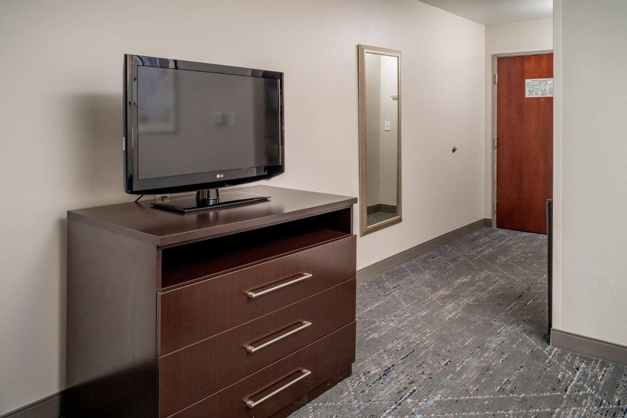 Holiday Inn Express & Suites Cross Lanes By Ihg Exteriér fotografie